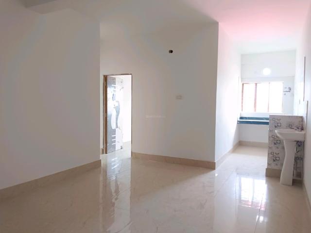 3 BHK Apartment in Sarada Pally for resale Kolkata. The reference number is 21074261