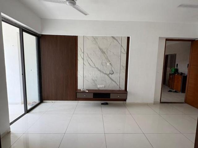 3 BHK Apartment in Sargasan for rent Gandhinagar. The reference number is 21150747