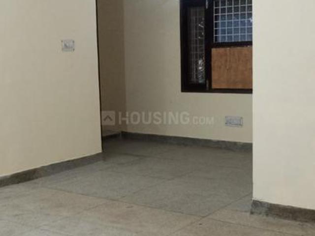 3 BHK Apartment in Sarita Vihar for rent New Delhi. The reference number is 18835345