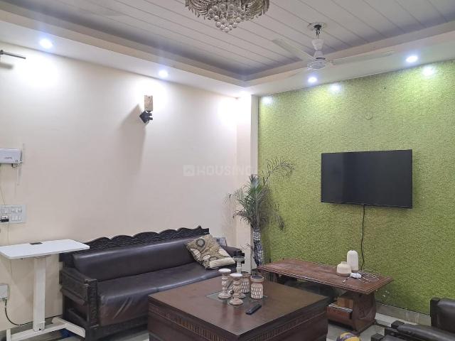 3 BHK Apartment in Sarita Vihar for rent New Delhi. The reference number is 19811309