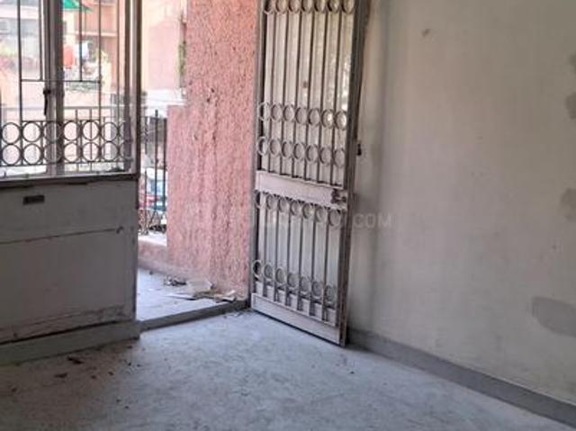 3 BHK Apartment in Sarita Vihar for rent New Delhi. The reference number is 19811719