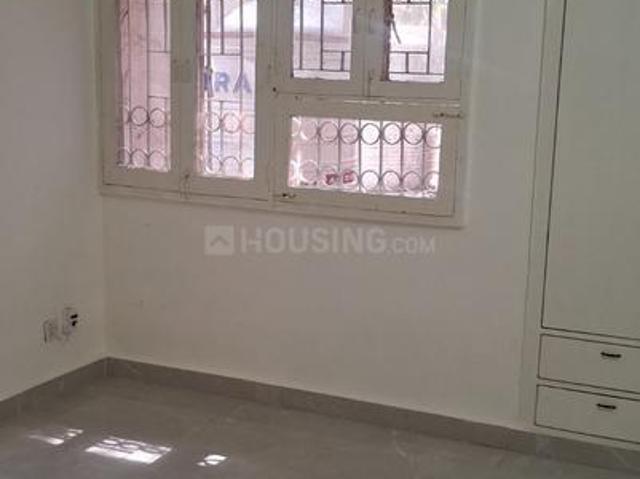 3 BHK Apartment in Sarita Vihar for rent New Delhi. The reference number is 19816386