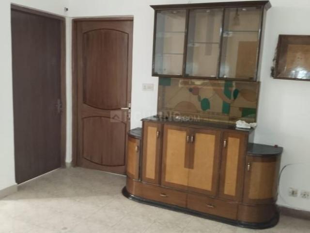 3 BHK Apartment in Sarita Vihar for rent New Delhi. The reference number is 20066496
