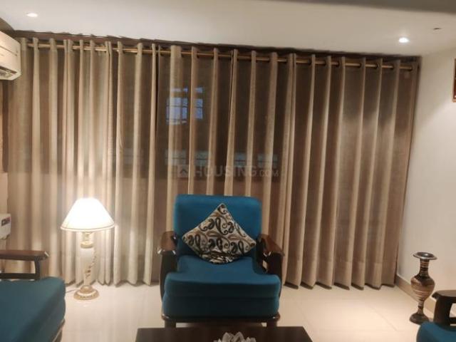 3 BHK Apartment in Sarita Vihar for rent New Delhi. The reference number is 20192622