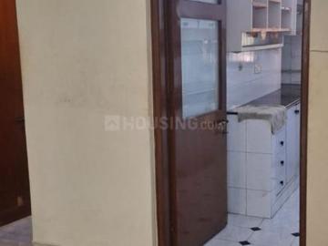 3 BHK Apartment in Sarita Vihar for rent New Delhi. The reference number is 20440075