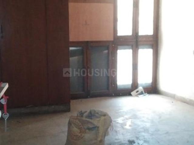3 BHK Apartment in Sarita Vihar for rent New Delhi. The reference number is 20687060
