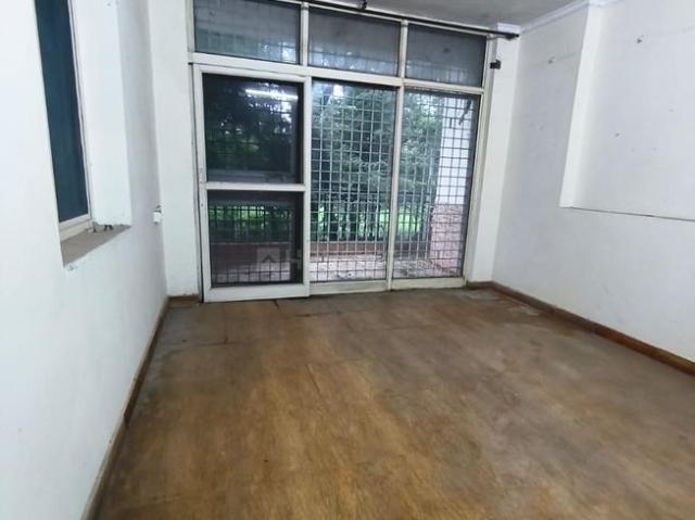 3 BHK Apartment in Sarita Vihar for rent New Delhi. The reference number is 20868293