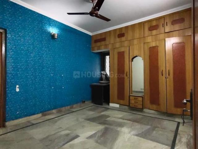 3 BHK Apartment in Sarita Vihar for rent New Delhi. The reference number is 21011948
