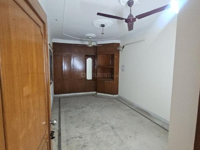 3 BHK Apartment in Sarita Vihar for resale New Delhi. The reference number is 19707292