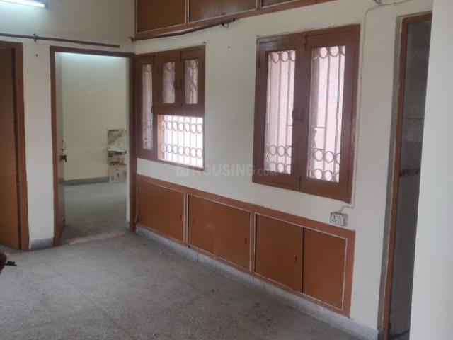 3 BHK Apartment in Sarita Vihar for resale New Delhi. The reference number is 19707292