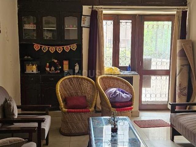 3 BHK Apartment in Sarita Vihar for resale New Delhi. The reference number is 19915672