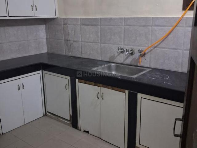 3 BHK Apartment in Sarita Vihar for resale New Delhi. The reference number is 20885440