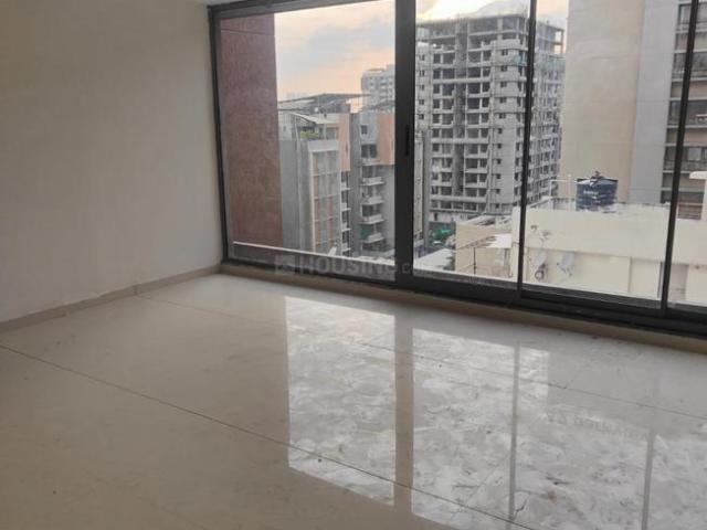 3 BHK Apartment in Science City for rent Ahmedabad. The reference number is 20562603