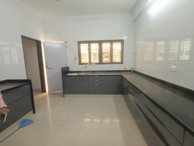 3 BHK Apartment in Science City for rent Ahmedabad. The reference number is 20850843