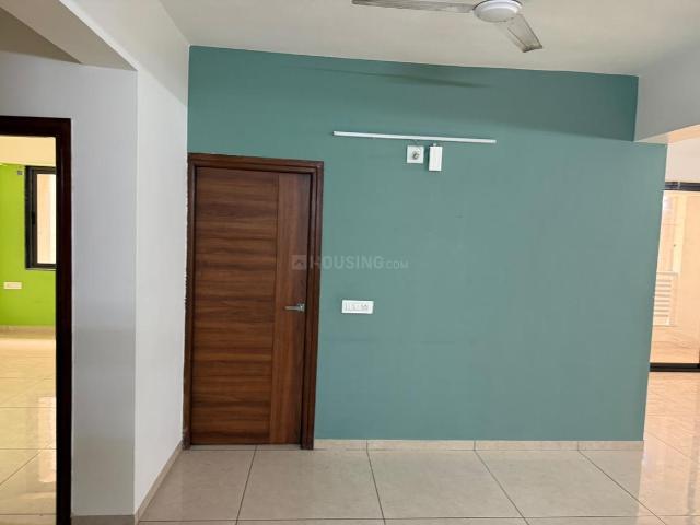 3 BHK Apartment in Science City for rent Ahmedabad. The reference number is 21124054