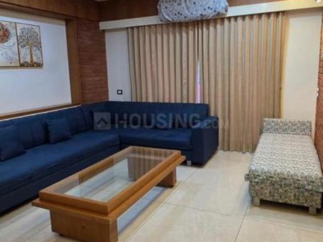 3 BHK Apartment in Science City for resale Ahmedabad. The reference number is 19881710