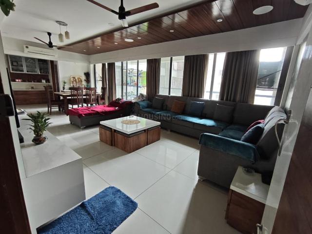 3 BHK Apartment in Science City for resale Ahmedabad. The reference number is 21106938