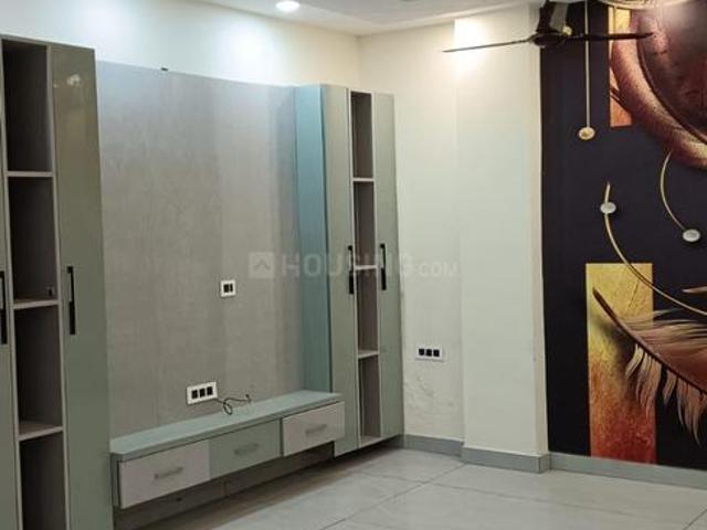 3 BHK Apartment in Sewak Park for rent New Delhi. The reference number is 20947615