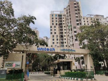 3 BHK Apartment in Sector PI for resale Greater Noida. The reference number is 20493971