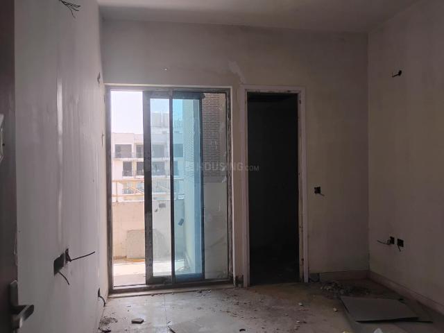 3 BHK Apartment in Sector 143 for rent Noida. The reference number is 20059436