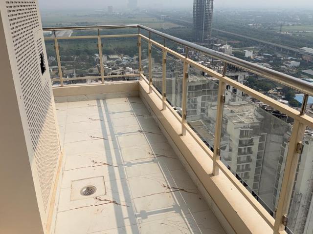 3 BHK Apartment in Sector 143 for rent Noida. The reference number is 21170716