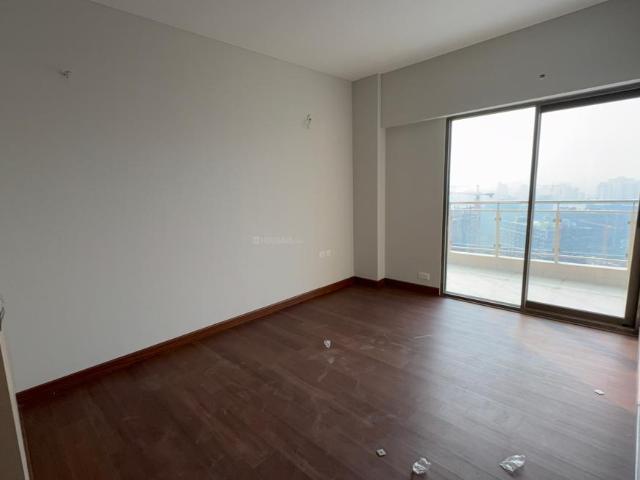 3 BHK Apartment in Sector 143 for rent Noida. The reference number is 21111617