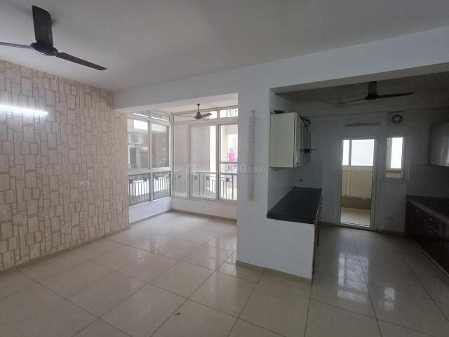 3 BHK Apartment in Sector 143 for rent Noida. The reference number is 21116063