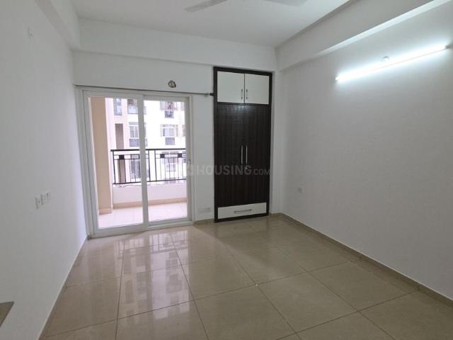3 BHK Apartment in Sector 143 for rent Noida. The reference number is 21116550