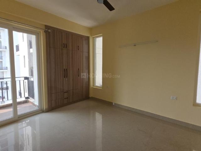 3 BHK Apartment in Sector 143B for rent Noida. The reference number is 21116327