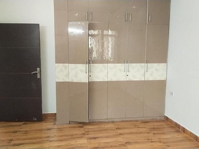 3 BHK Apartment in Sector 143B for rent Noida. The reference number is 21159717