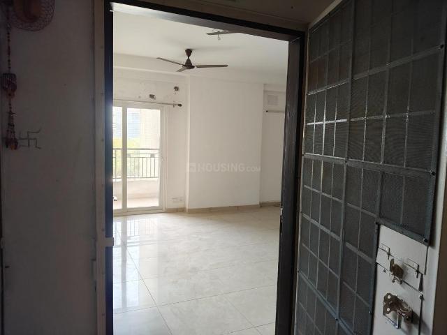 3 BHK Apartment in Sector 144 for rent Noida. The reference number is 21347604