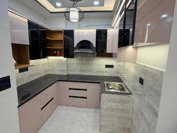 3 BHK Apartment in Dwarka Mor for resale New Delhi. The reference number is 19882158