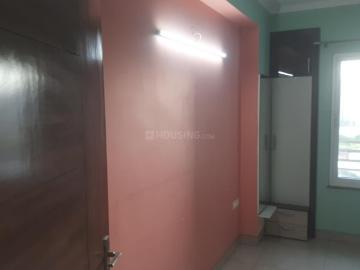 3 BHK Apartment in Sector 14 for rent Bhiwadi. The reference number is 19721107