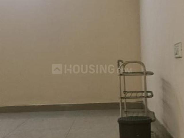 3 BHK Apartment in Sector 14 for rent Gurgaon. The reference number is 20536448