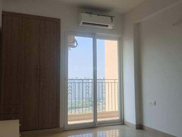 3 BHK Apartment in Sector 150 for rent Noida. The reference number is 19600498