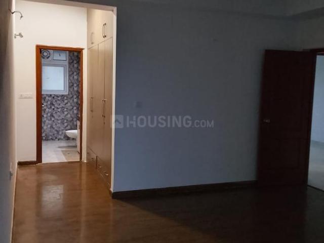 3 BHK Apartment in Sector 150 for rent Noida. The reference number is 20690261
