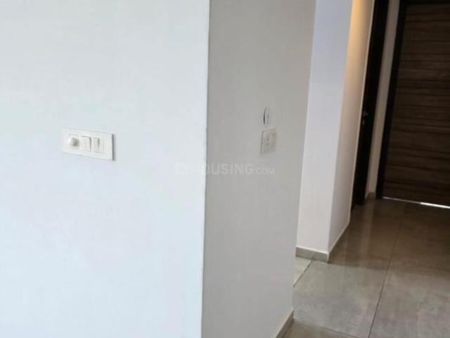 3 BHK Apartment in Sector 150 for rent Noida. The reference number is 20613495