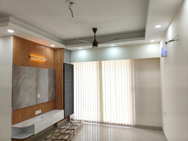 3 BHK Apartment in Sector 150 for rent Noida. The reference number is 20727768