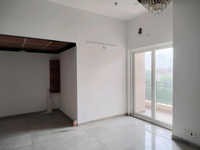 3 BHK Apartment in Sector 150 for rent Noida. The reference number is 20839178