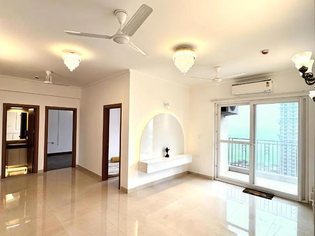 3 BHK Apartment in Sector 150 for rent Noida. The reference number is 21045517
