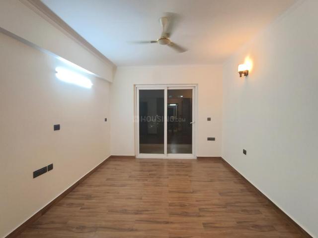 3 BHK Apartment in Sector 150 for rent Noida. The reference number is 21045755