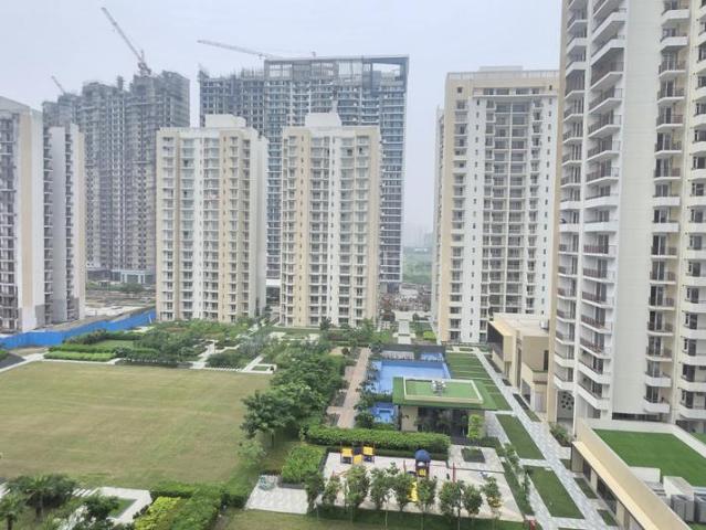 3 BHK Apartment in Sector 150 for rent Noida. The reference number is 21048448