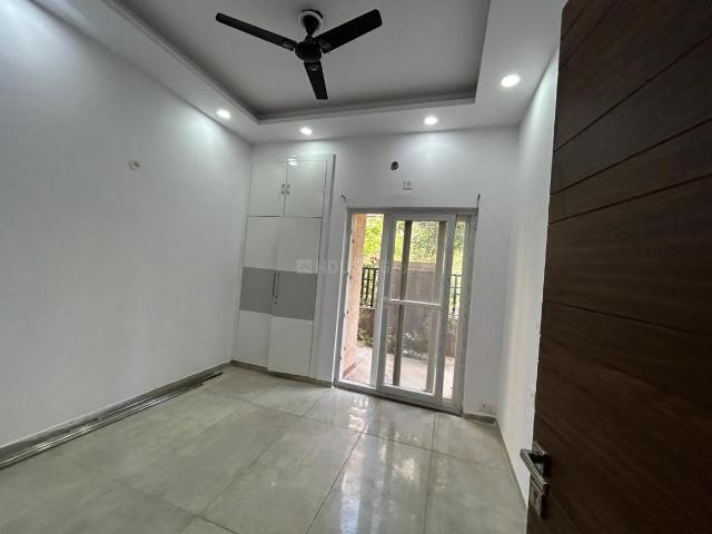 3 BHK Apartment in Sector 150 for rent Noida. The reference number is 21052319