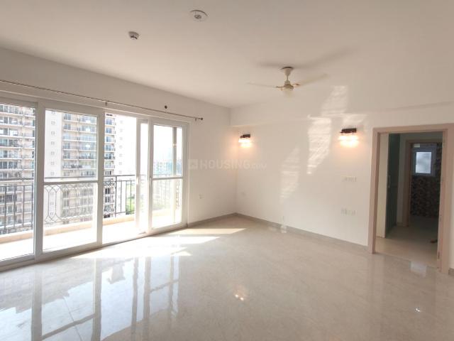 3 BHK Apartment in Sector 150 for rent Noida. The reference number is 21096829