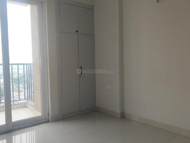 3 BHK Apartment in Sector 150 for rent Noida. The reference number is 21037179