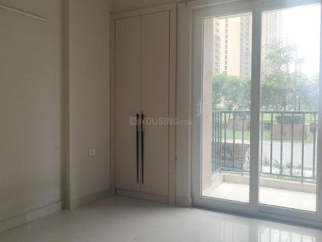 3 BHK Apartment in Sector 150 for rent Noida. The reference number is 21037136