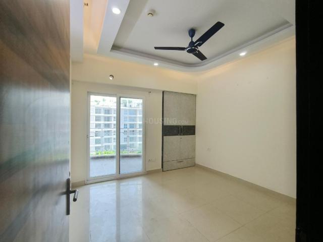 3 BHK Apartment in Sector 150 for rent Noida. The reference number is 21142850