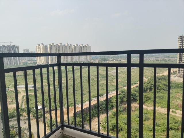 3 BHK Apartment in Sector 150 for rent Noida. The reference number is 21147616