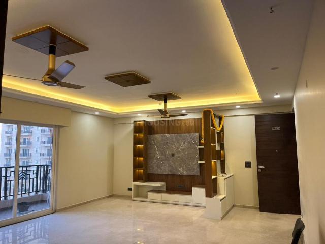 3 BHK Apartment in Sector 150 for rent Noida. The reference number is 21162609