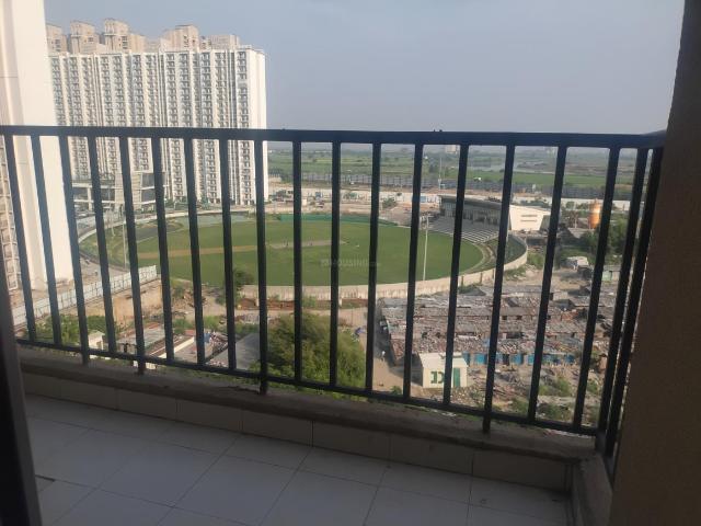 3 BHK Apartment in Sector 150 for rent Noida. The reference number is 21134728